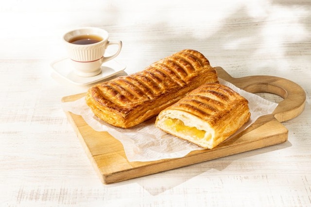 ずっしりデニッシュ りんご（提供写真）