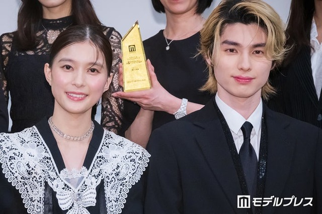 芳根京子、本田響矢（C）モデルプレス