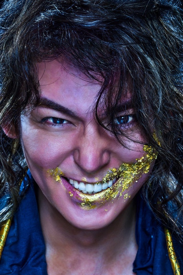 小瀧望「うま－馬に乗ってこの世の外へ－」メインビジュアル（提供写真）