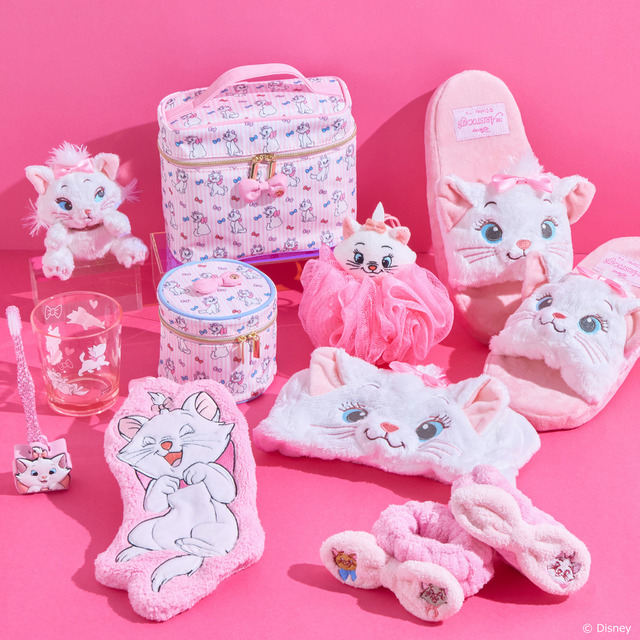 PLAZA限定アイテム© Disney