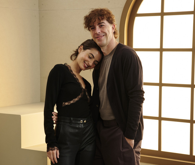 テクラ・インソリア、ミケーレ・リオンディーノ　Photo by Gareth Cattermole/Getty Images for IMDb