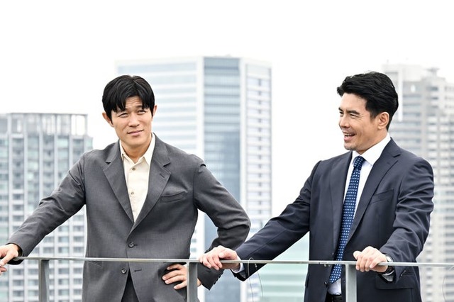 鈴木亮平、伊藤英明「リブート」最終話（C）TBS