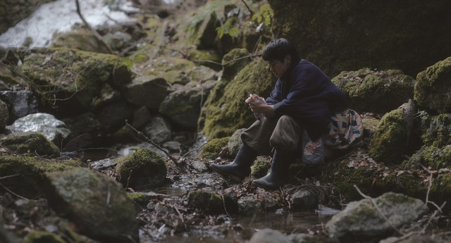 『脛擦りの森』© 『脛擦りの森』プロジェクト