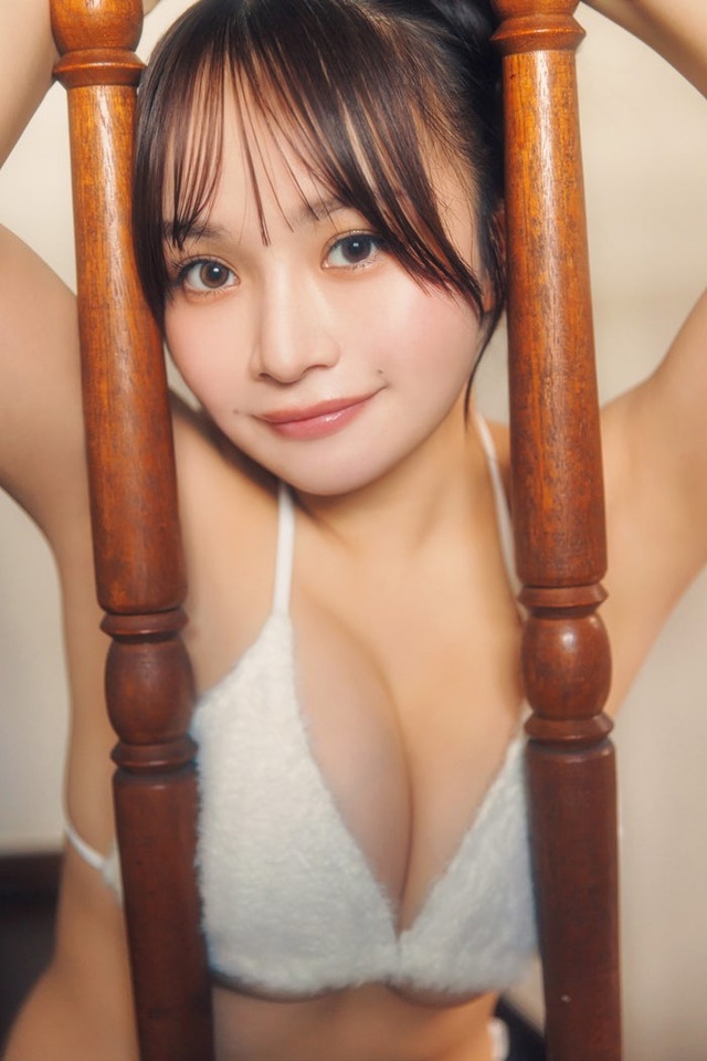 大嶋みく（C）光文社／週刊FLASH 写真：上村透生