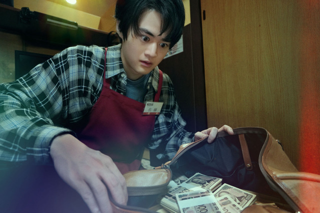 『藁にもすがる獣たち』©曽根圭介／講談社　©2026「藁にもすがる獣たち」製作委員会