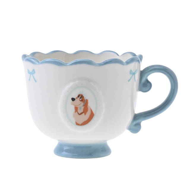 ティーカップ　2,500円