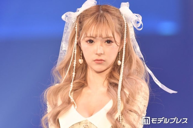 聖菜（C）モデルプレス