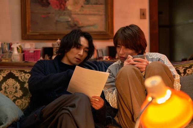 「スモークブルーの雨のち晴れ」渋谷謙人、武田航平（C）読売テレビ