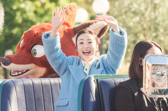 上戸彩がサプライズでパレードルートに登場！スペシャルグリーティング、『ズートピア2』公開初日に開催