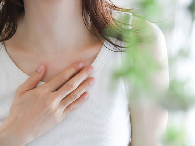 更年期による動悸だと思っていたのに、ある日救急搬送。40代50代女性の「動悸」で知っておきたいこと