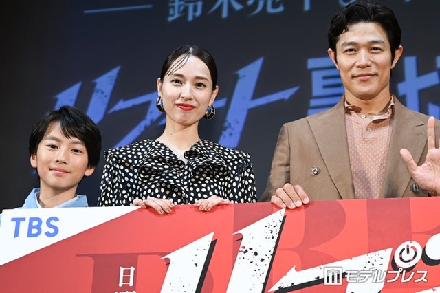 矢崎滉、戸田恵梨香、鈴木亮平（C）モデルプレス