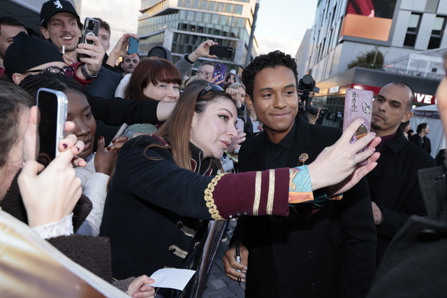 『Michael／マイケル』®, TM & © 2026 Lions Gate Entertainment Inc. All Rights Reserved.