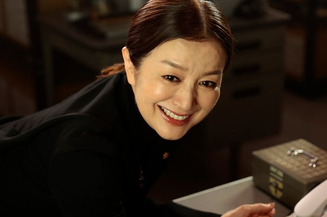 鈴木京香「未解決の女 警視庁文書捜査官 Season3」第1話（C）テレビ朝日