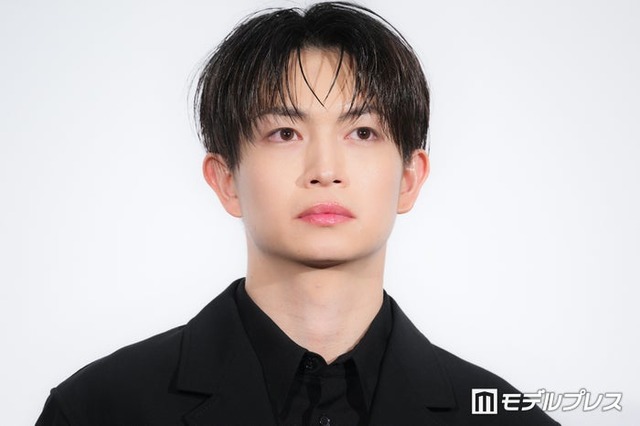 綱啓永（C）モデルプレス