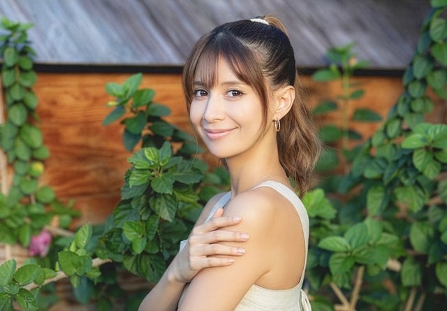 吉川ひなの（提供写真）