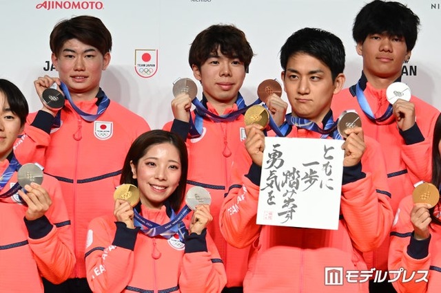 三浦璃来選手、木原龍一選手（C）モデルプレス