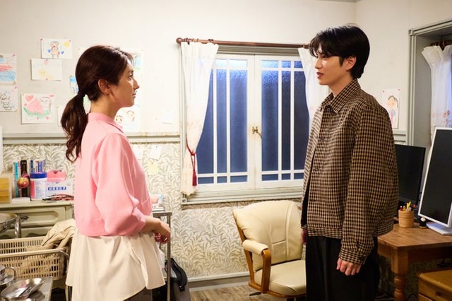 仁村紗和、志尊淳「10回切って倒れない木はない」第2話（C）日本テレビ