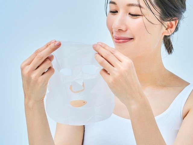 忙しい朝でもオバ見えを防ぐ。時間をかけずに整う、朝のズボラ美容