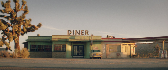 『ユマカウンティの行き止まり』© 2024 The Last Stop in Yuma County LLC.