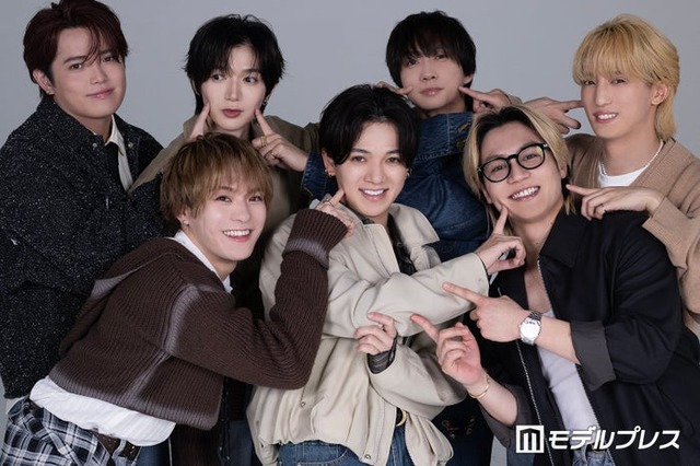 モデルプレスらのインタビューに応じたTravis Japan（上段左から）吉澤閑也、七五三掛龍也、中村海人、川島如恵留（下段左から）松倉海斗、宮近海斗、松田元太（C）モデルプレス