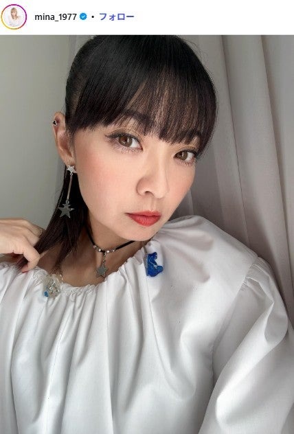 MINA Instagramより