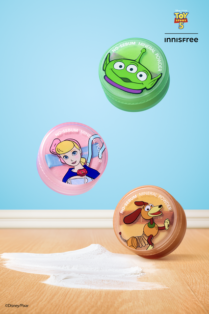 ノーセバム ミネラルパウダー N　5g　899円（税込）