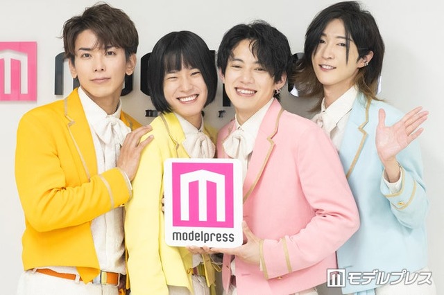 モデルプレスの取材に応じたじん、おヨネ、ケンケン、サカイJr.／モナキ（C）モデルプレス