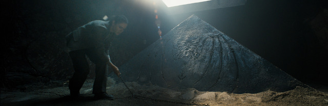 『THE MUMMY／ザ・マミー 棺の中の少女』©2026 Warner Bros. Ent. All rights reserved