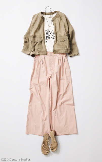 『プラダを着た悪魔』Stola.別注Tシャツ© 2025 20th Century Studios.