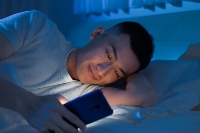 男性が「思わずデレちゃう」休みの日に届くと嬉しい「ひとこと」LINEとは【GWベストセレクション】