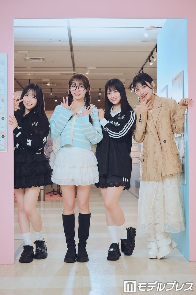 モデルプレスのインタビューに応じた（左から）栗田なつか、塩川莉世、庄司なぎさ、白石まゆみ（C）モデルプレス