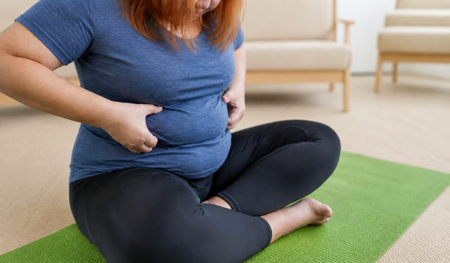 「体重増加が止まらない！これも更年期の症状なの？」48歳から体重が増え始め、気が付けば15増。原因は？【100人の更年期・GWセレクション】