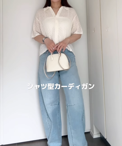 【GU】透かし編みニットが優秀！デニム合わせでつくる、爽やかで心地よい初夏のカジュアルスタイル【40代の毎日コーデ】