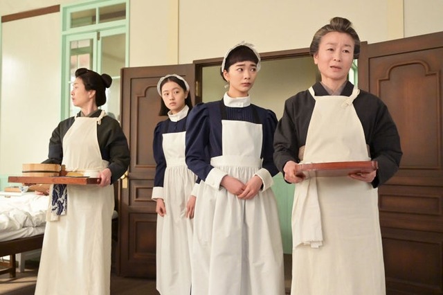 上坂樹里、見上愛ら「風、薫る」第31話（C）NHK