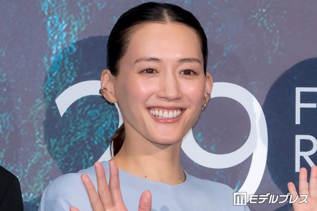 映画「箱の中の羊」完成披露試写会に出席した綾瀬はるか（C）モデルプレス