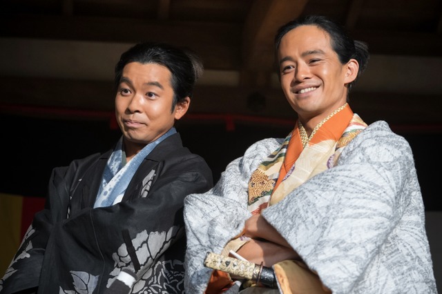 出自ではなく才能で家臣を抜擢。城主となった藤吉郎（池松壮亮）と小一郎、「向こう側にいた二人」は、どんなリーダーになるのか【NHK大河『豊臣兄弟！』18話】　