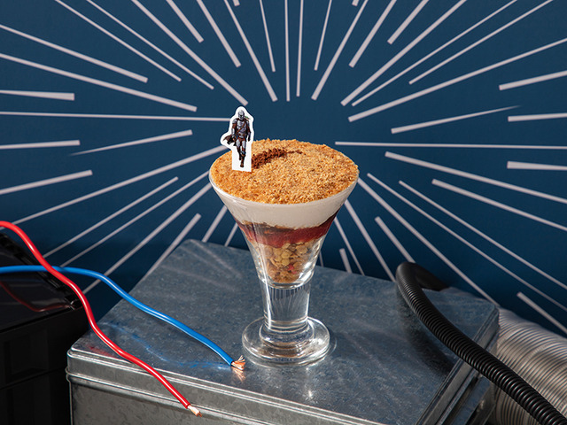 「STAR WARS」CAFE : Galactic Diner© &  Lucasfilm Ltd.