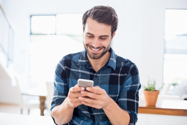 こんな男はブロックでOK！  LINEで見抜く「女性を大事にしない男性」の特徴とは