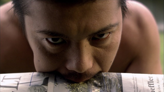 『ムカデ人間 4K』©2009 SIX ENTERTAINMENT