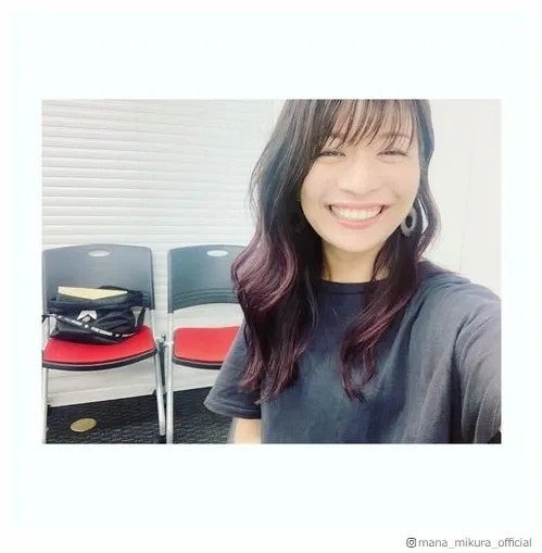 三倉茉奈Instagramより