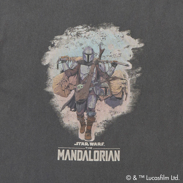 「スター・ウォーズマンダロリアン半袖Tシャツ」