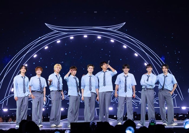 SEVENTEEN（P）＆（C） PLEDIS Entertainment