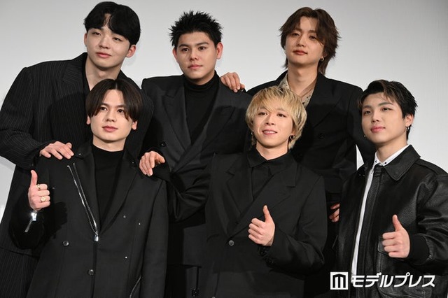 BE:FIRST／（上段左から）RYUHEI（リュウヘイ）、LEO（レオ）、JUNON（ジュノン）（下段左から）MANATO（マナト）、SOTA（ソウタ）、SHUNTO（シュント）（C）モデルプレス
