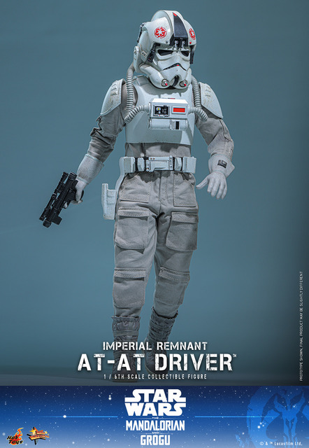 インペリアル・レムナント AT-ATドライバーフィギュア© &  Lucasfilm Ltd.