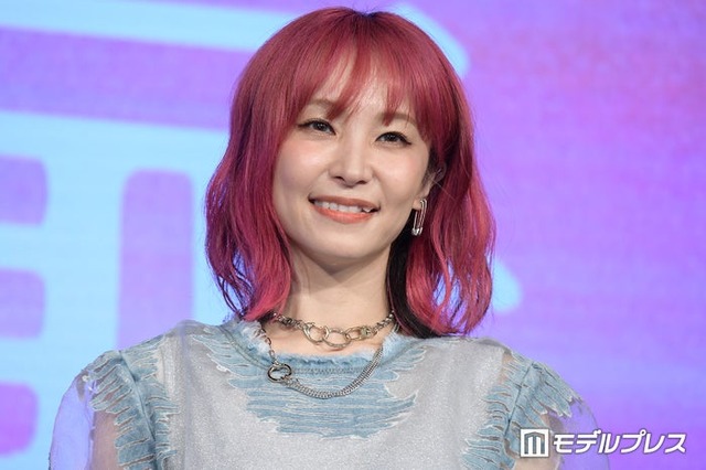 LiSA（C）モデルプレス