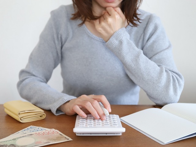 子育てが終わり、ローンも完済…なのに貯蓄がマイナスに!? 50代夫婦が陥った落とし穴。黒字化のためにできること【お金のプロがビフォーアフターで解説】
