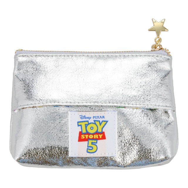 DNティッシュポーチ　各2,420円（税込）© Disney/Pixar