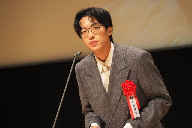 小島央大監督