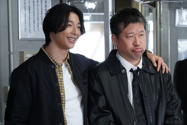 LUKE、佐藤二朗「夫婦別姓刑事」（C）フジテレビ