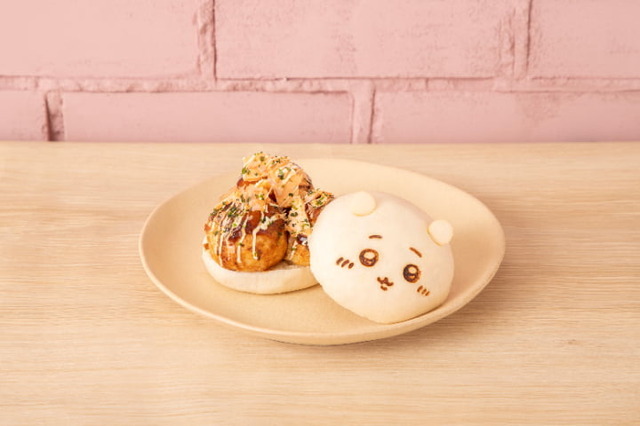 【大阪限定】ちいかわたこせんバーガー／「ちいかわベーカリー OSAKA」©nagano